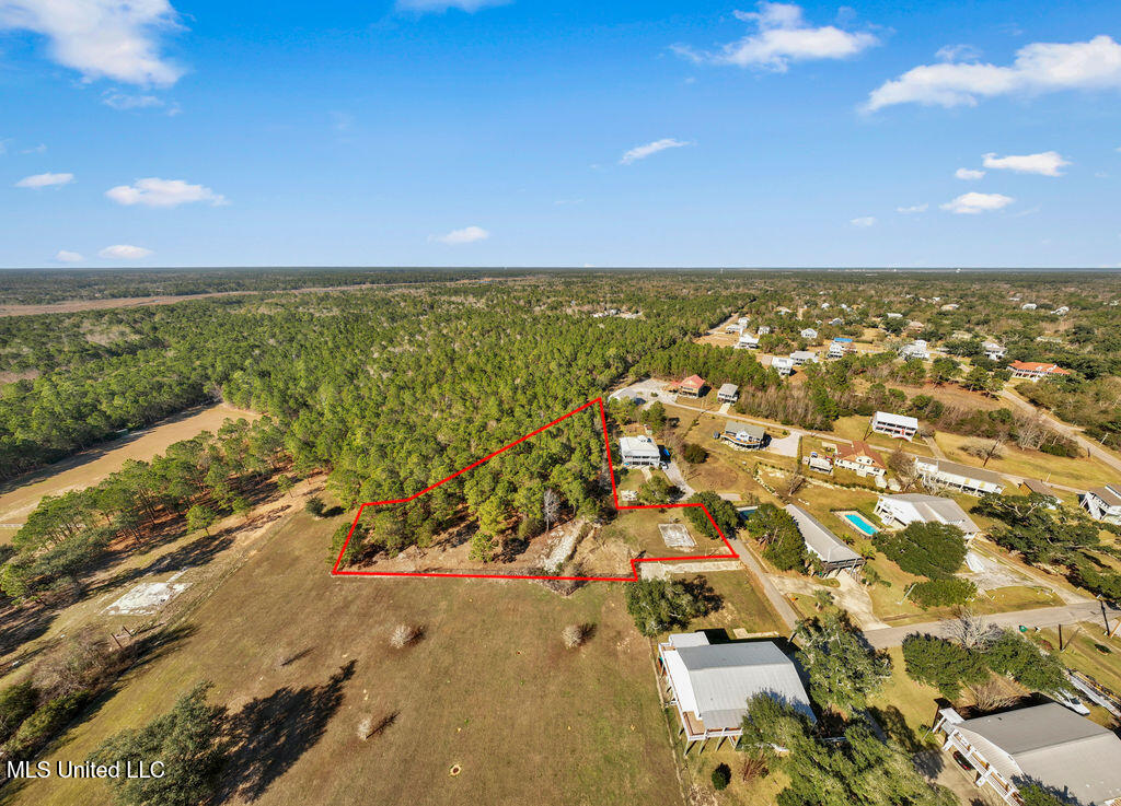 145 Dane Road Waveland, MS 39576 - Photo 11 of 13 Loving the Seclusion