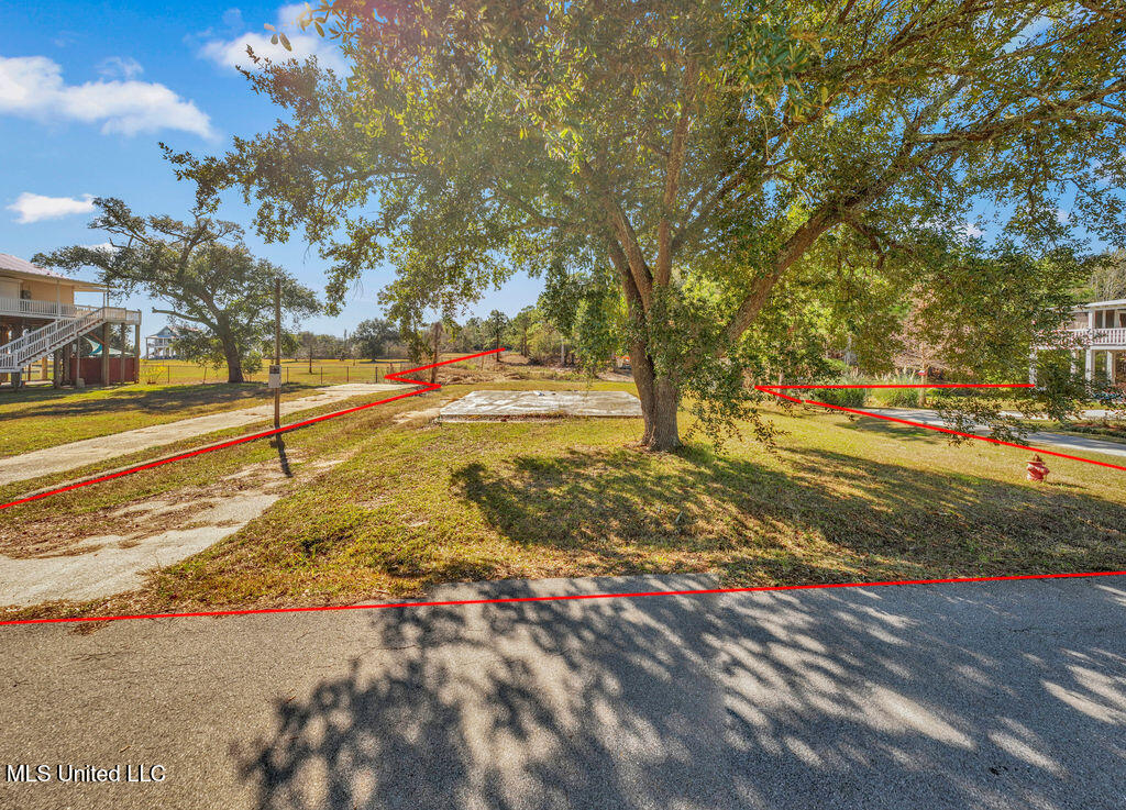 145 Dane Road Waveland, MS 39576 - Photo 4 of 13 That's a basketball court there