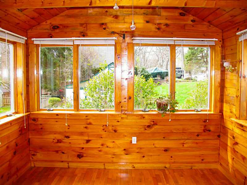 144 Winterberry Road Narragansett, RI 02874 - Photo 13 of 21 Porch.