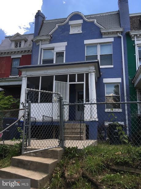 72 Rhode Island Avenue Northeast Washington, DC 20002 - Photo 4 of 19 Rear entry