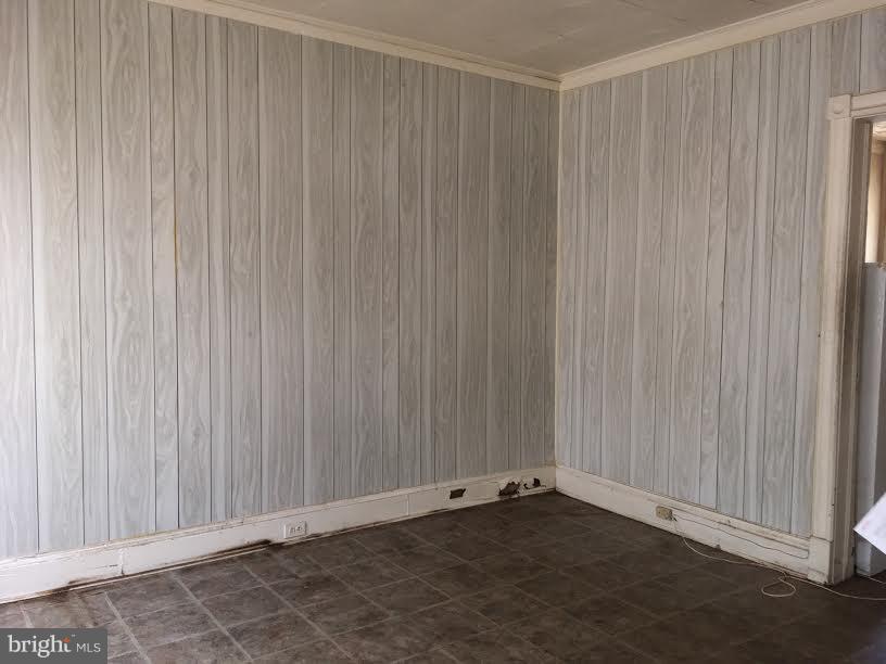 72 Rhode Island Avenue Northeast Washington, DC 20002 - Photo 9 of 19 Dining room