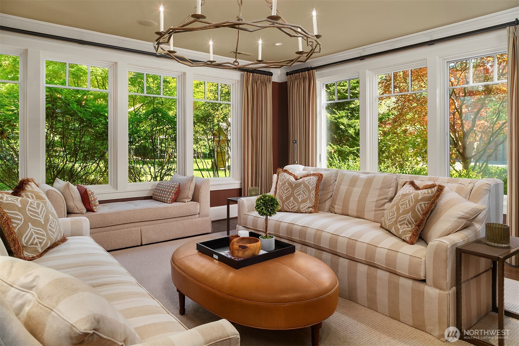 5844 Mutiny Bay Road Freeland, WA 98249 - Photo 21 of 40 a living room with furniture and a large window