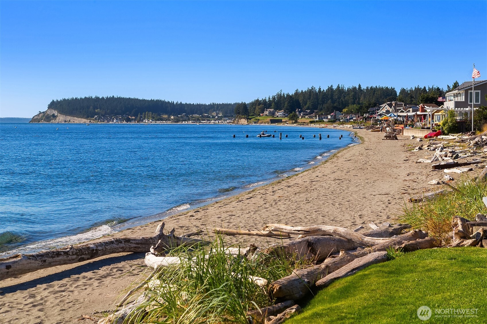 5844 Mutiny Bay Road Freeland, WA 98249 - Photo 6 of 40 a view of outdoor space and yard