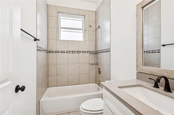 $2,400 | 2418 General Taylor, New Orleans, LA 70115