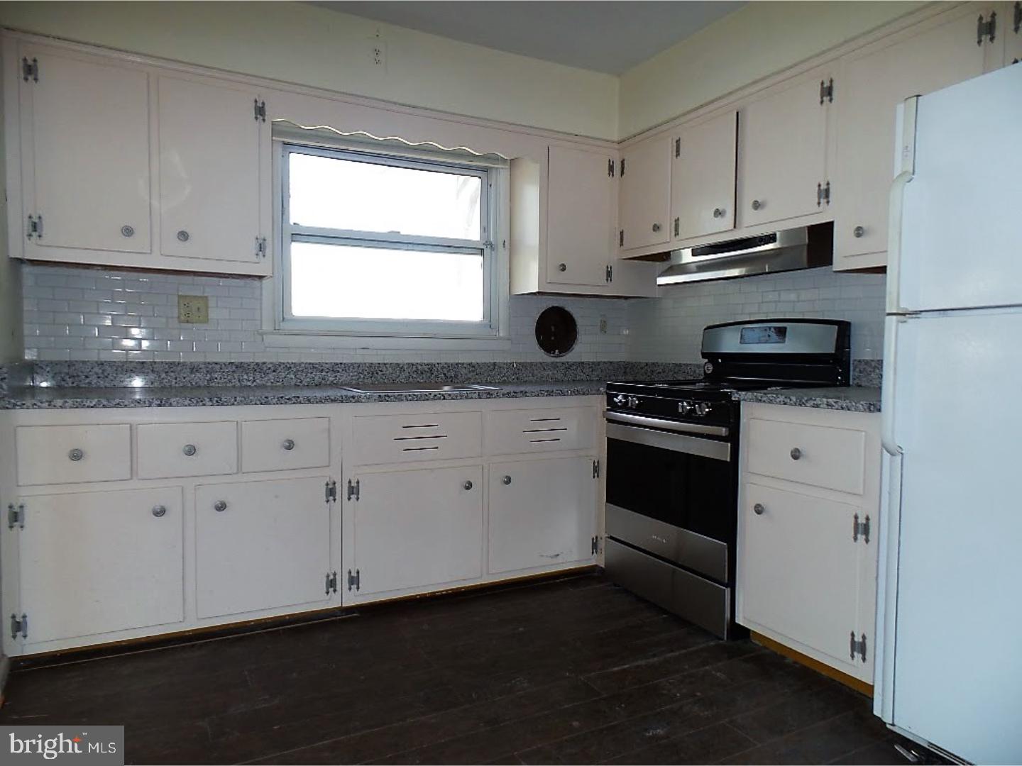 401 Preston Road Cherry Hill, NJ 08034 - Photo 5 of 19