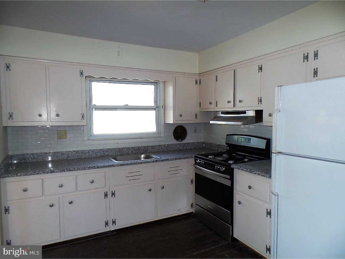 401 Preston Road Cherry Hill, NJ 08034 - Photo 6 of 19