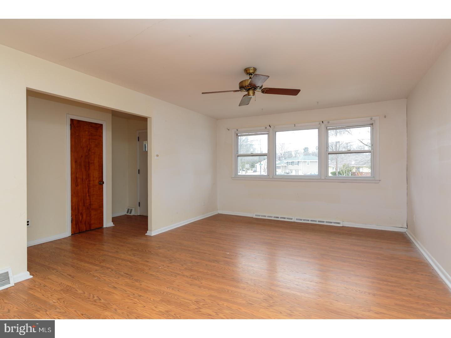 401 Preston Road Cherry Hill, NJ 08034 - Photo 7 of 19