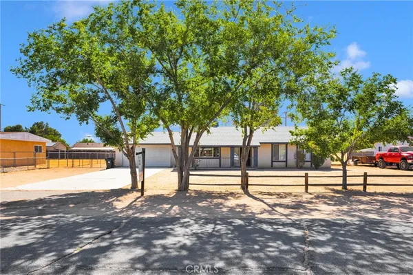 $365,000 | 15498 Washoan Road, Apple Valley, CA 92307