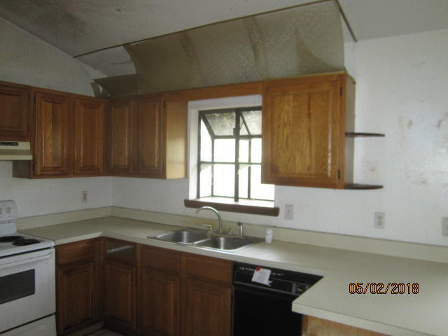 7508 Roberts Road Fort Pierce, FL 34951 - Photo 6 of 17 Roberts (13)