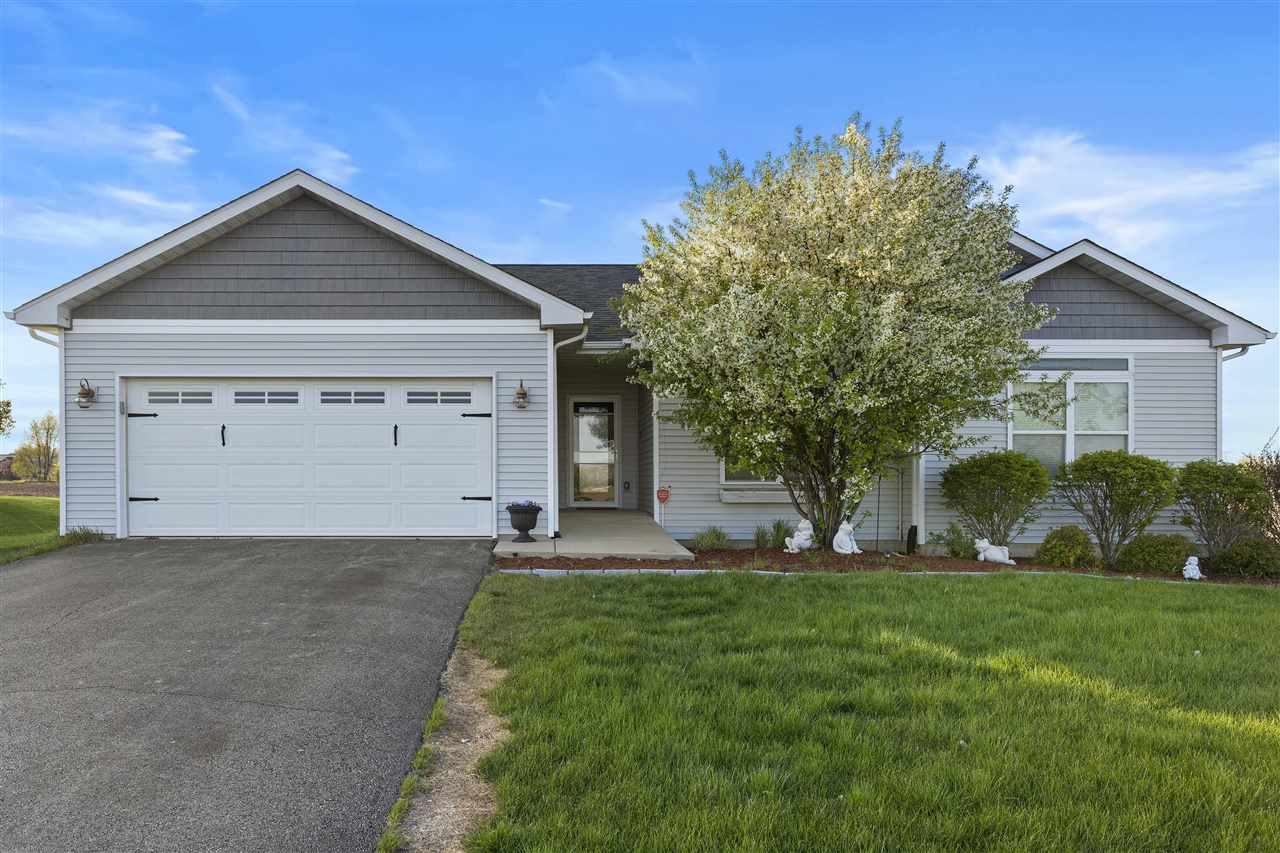 8480 Blue River Road Rockford, IL 61107 - Photo 1 of 25 Gallery Image 1