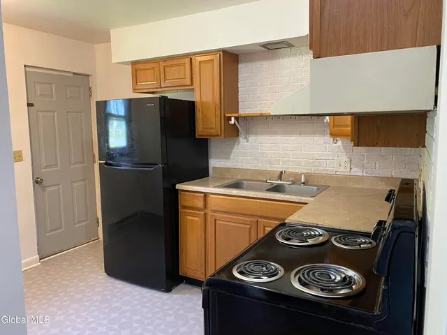 $470,000 | 44-46 Notre Dame Street, Fort Edward, NY 12828