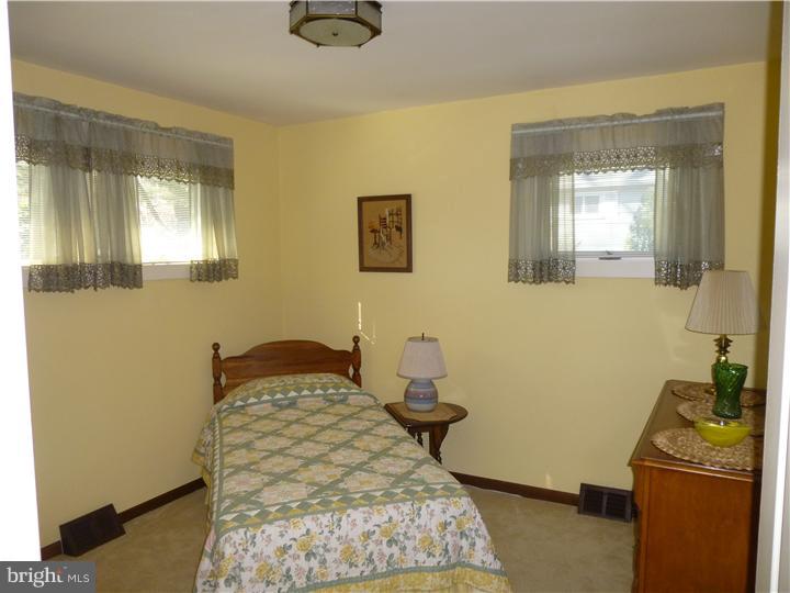 740 Elizabeth Road Rydal, PA 19046 - Photo 16 of 21