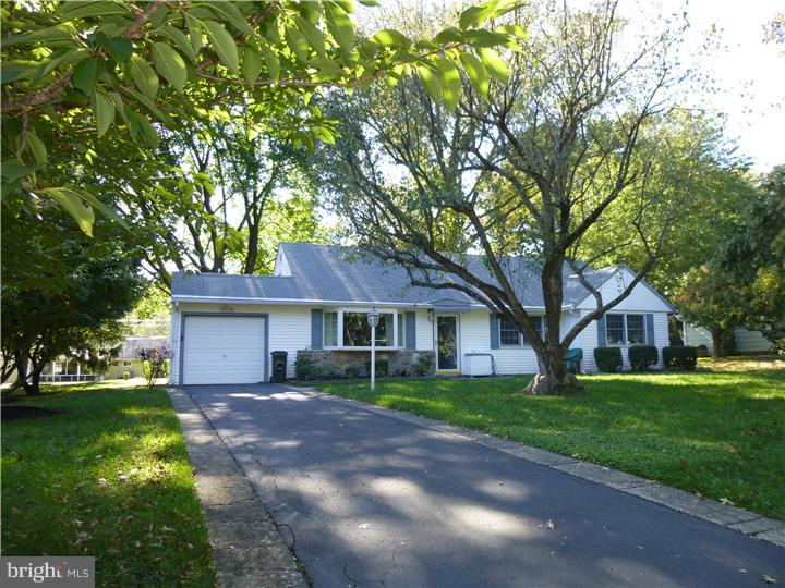 740 Elizabeth Road Rydal, PA 19046 - Photo 3 of 21