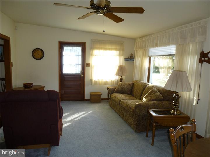 740 Elizabeth Road Rydal, PA 19046 - Photo 9 of 21