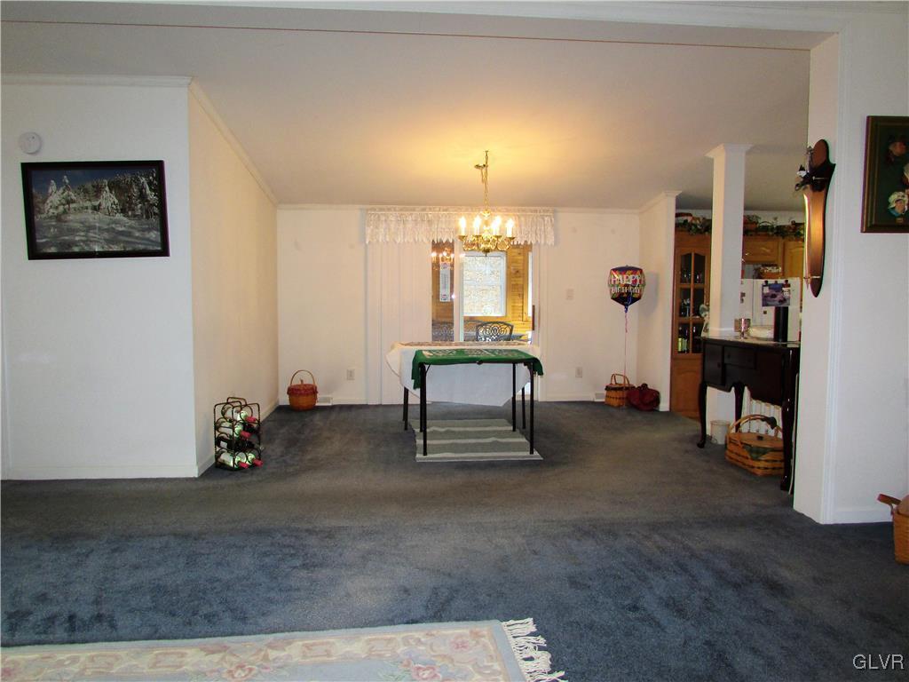 648 Old Mill Road Lehighton, PA 18235 - Photo 11 of 48 a living room with furniture and a lamp