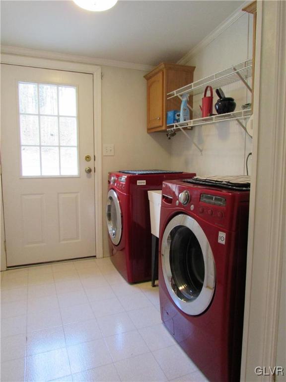 648 Old Mill Road Lehighton, PA 18235 - Photo 28 of 48 a utility room with dryer and washer