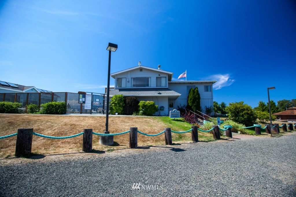 37450 Olympic View Road Northeast Hansville, WA 98340 - Photo 6 of 14 Gallery Image 6