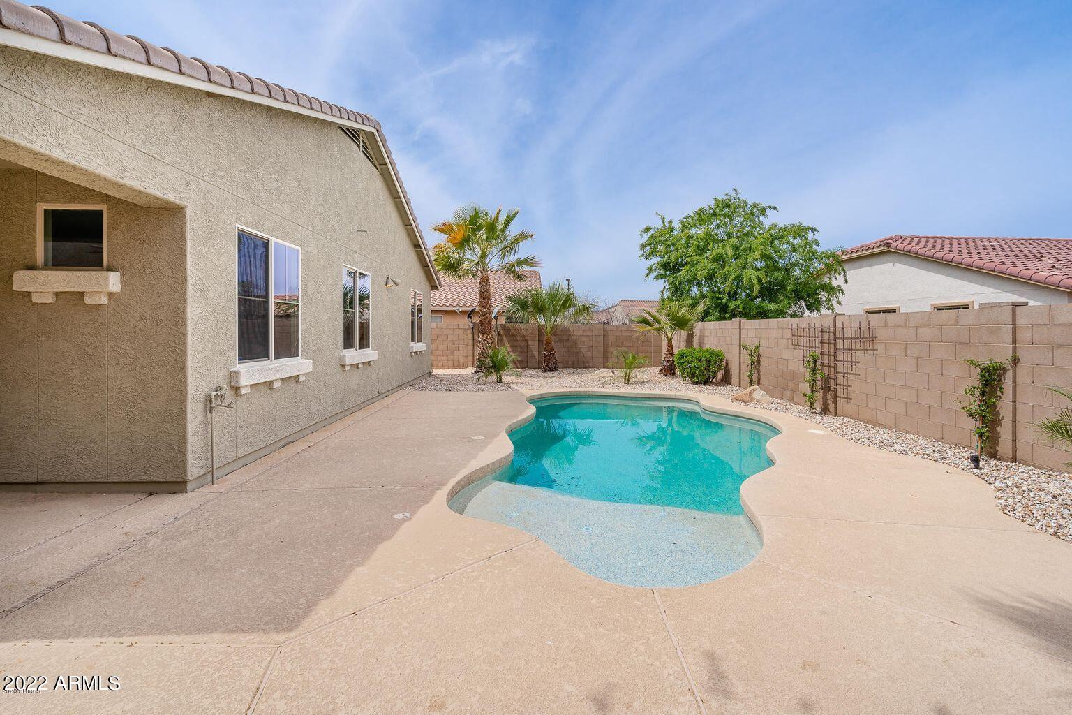 17432 West Bajada Road Surprise, AZ 85387 - Photo 34 of 42 20200402030306113403000000-o