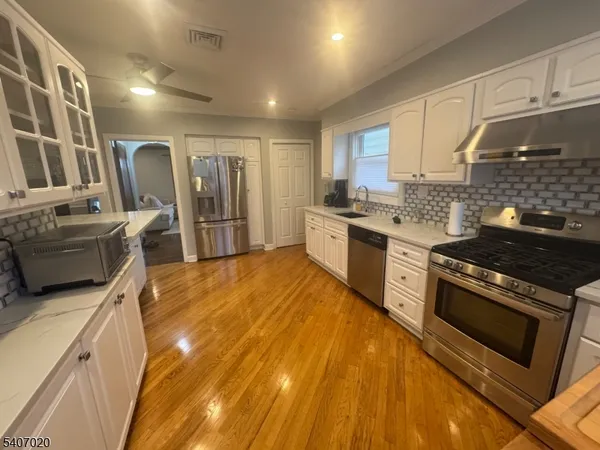 $4,100 | 50 Johnson Road, West Orange, NJ 07052