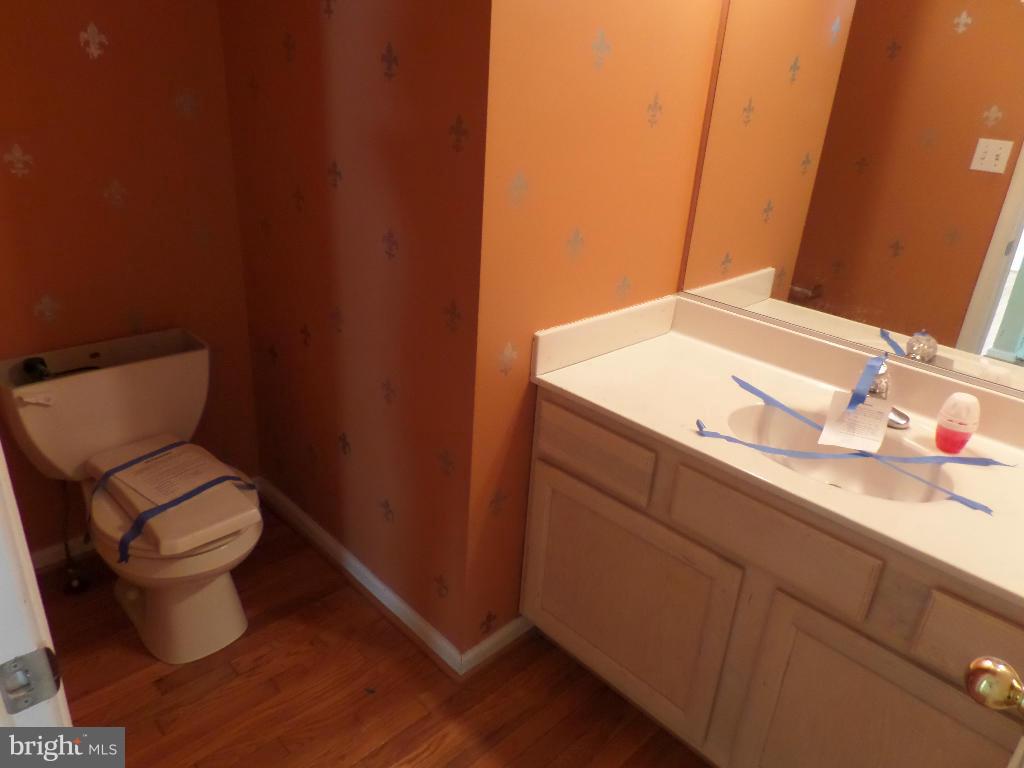 2834 Carrollton Road Annapolis, MD 21403 - Photo 21 of 28 Bath