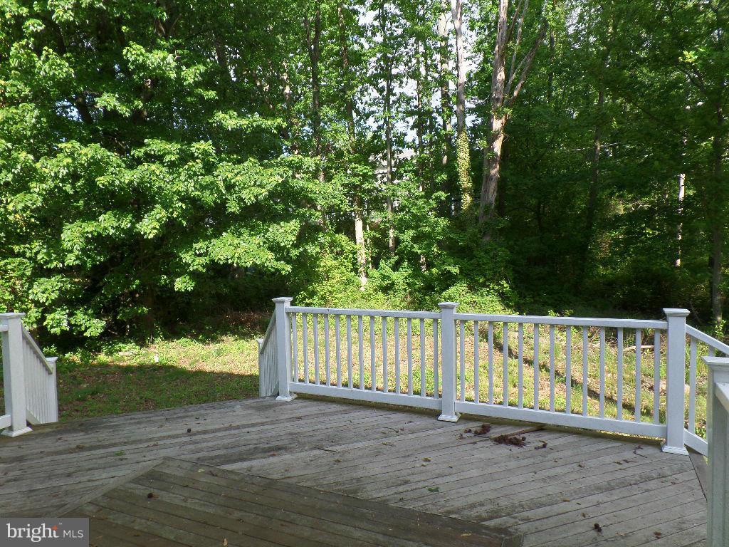 2834 Carrollton Road Annapolis, MD 21403 - Photo 3 of 28 deck