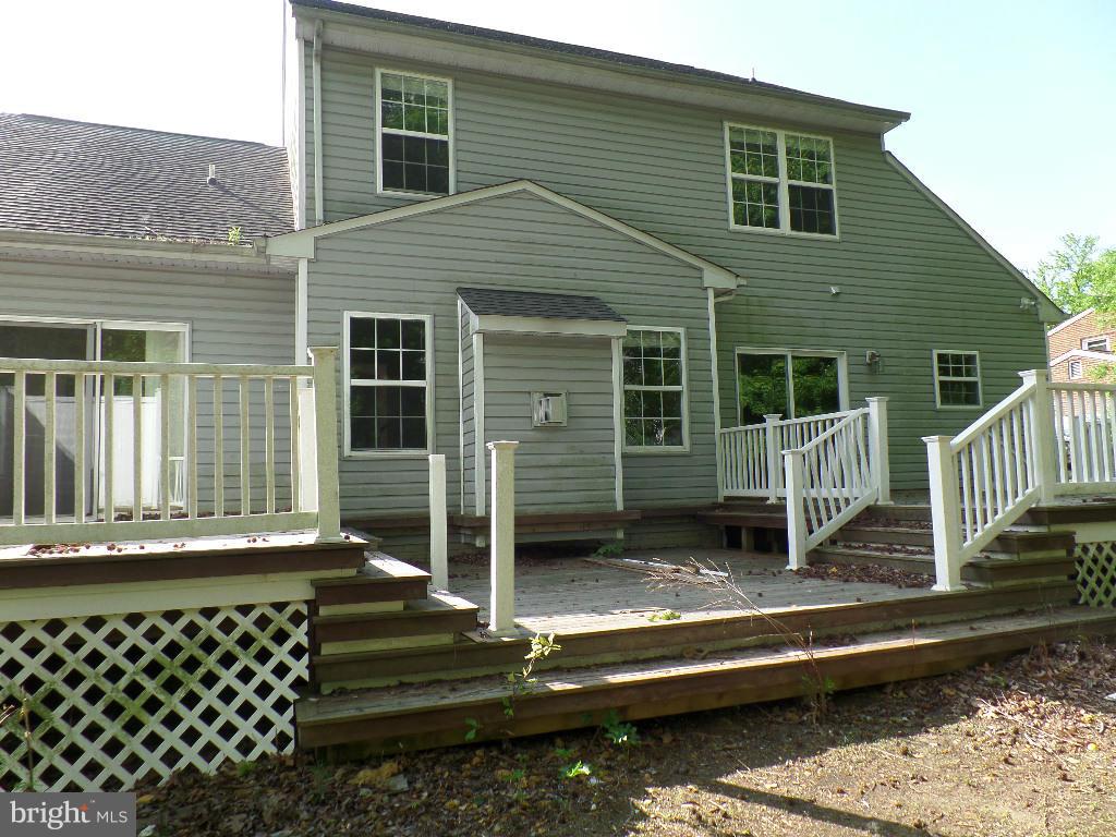 2834 Carrollton Road Annapolis, MD 21403 - Photo 5 of 28 Exterior (Rear)