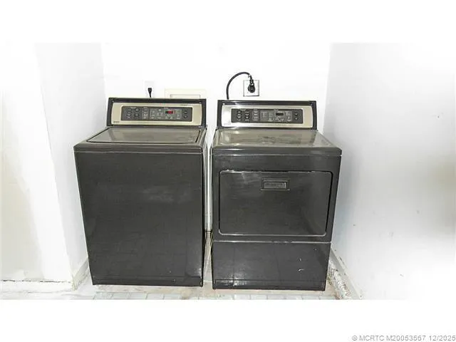 $2,400 | 699 Southwest Hoffenberg Avenue, Port St. Lucie, FL 34953