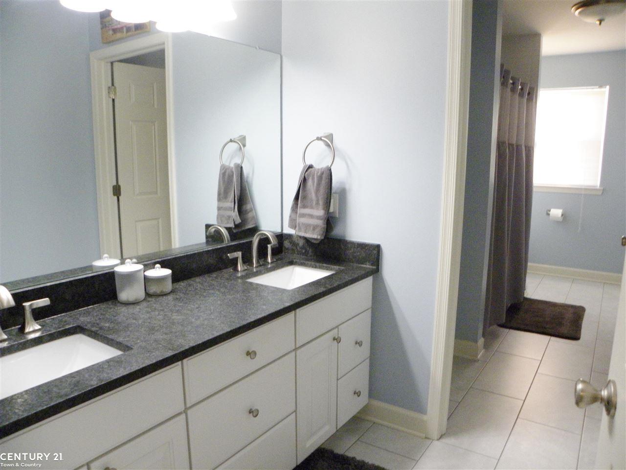 4128 April Lane Sterling Heights, MI 48310 - Photo 15 of 22