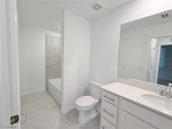 $1,800 | 15285 Grn Acrs Avenue, Unit 415, Punta Gorda, FL 33982