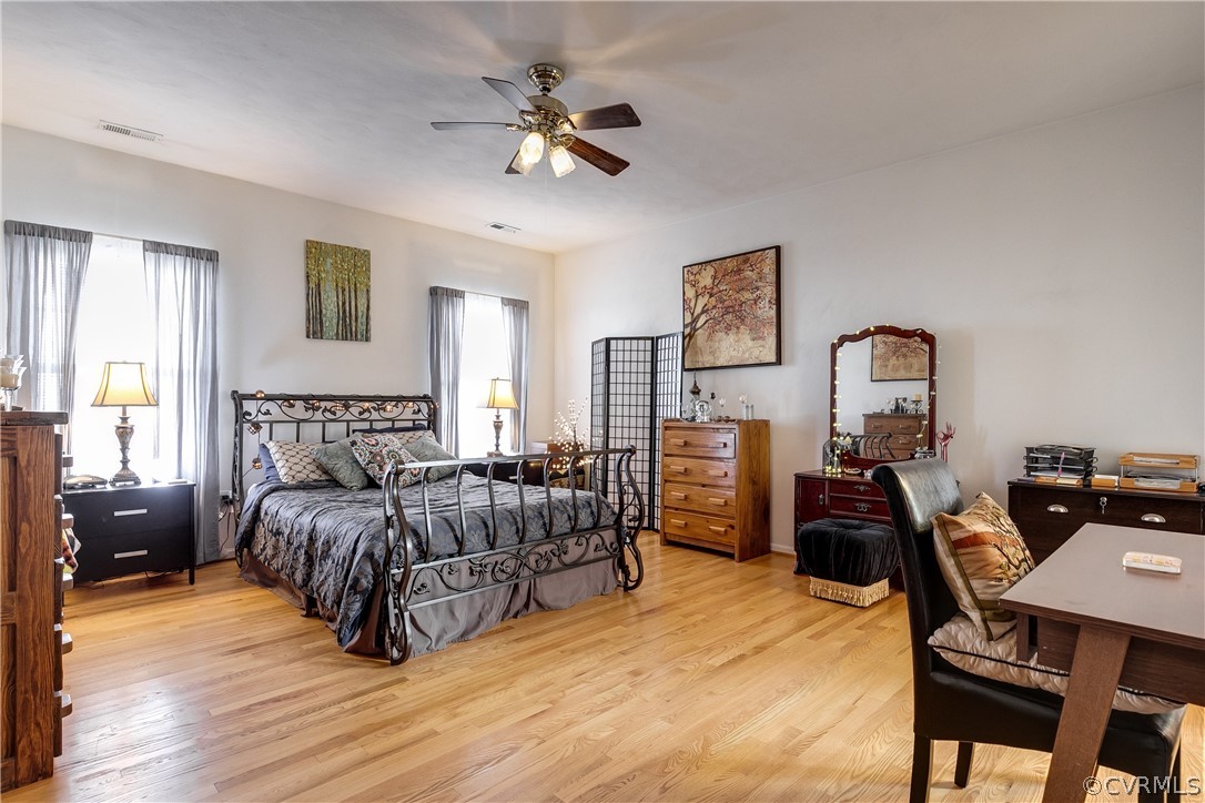 14624 Clover Ridge Lane Chesterfield, VA 23832 - Photo 16 of 47 Large First Floor Master Bedroom!
