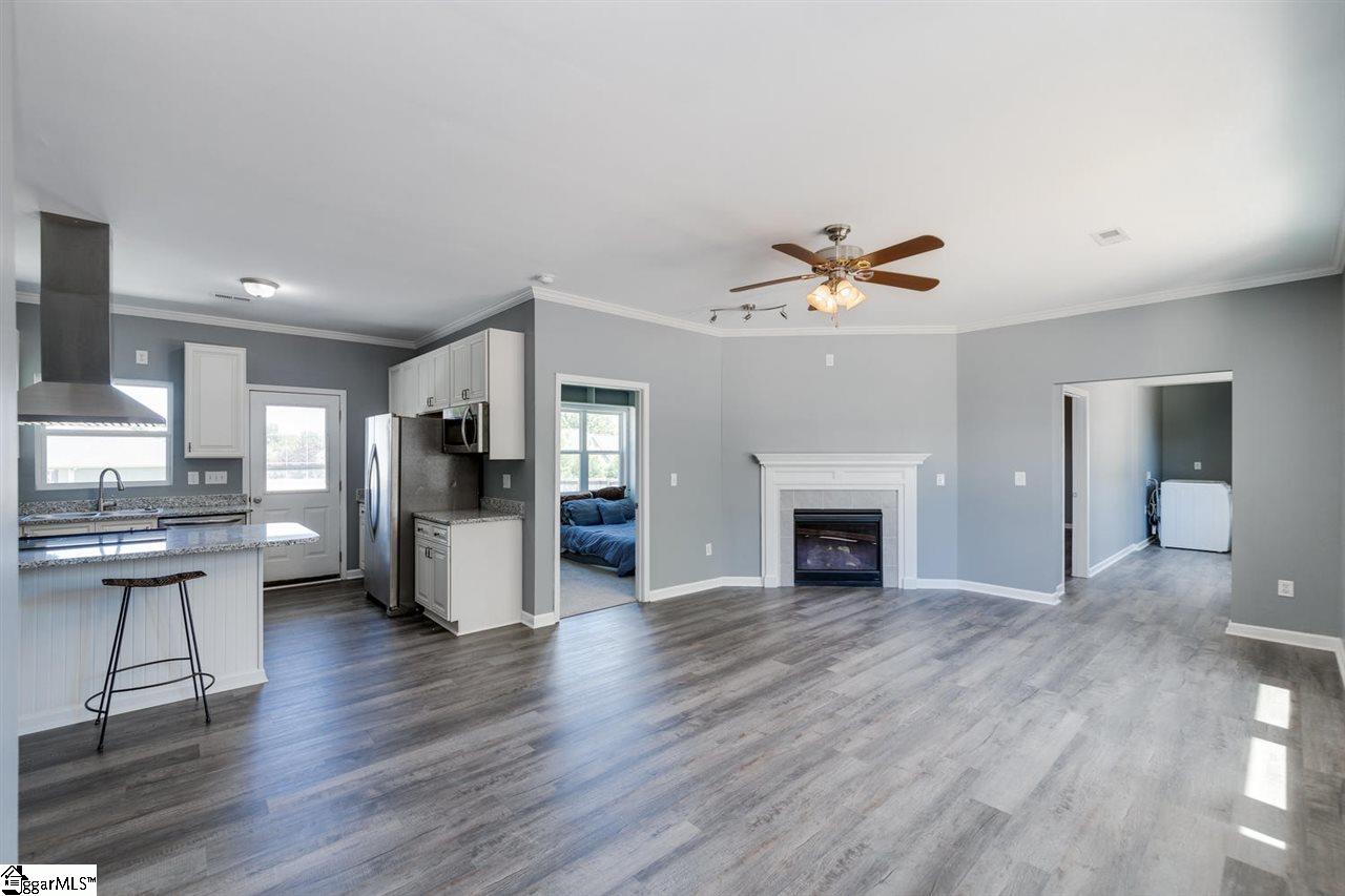 37 Hindman Road Travelers Rest, SC 29690 - Photo 14 of 21