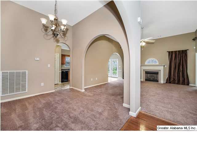 128 Heather Lane Pelham, AL 35124 - Photo 2 of 25