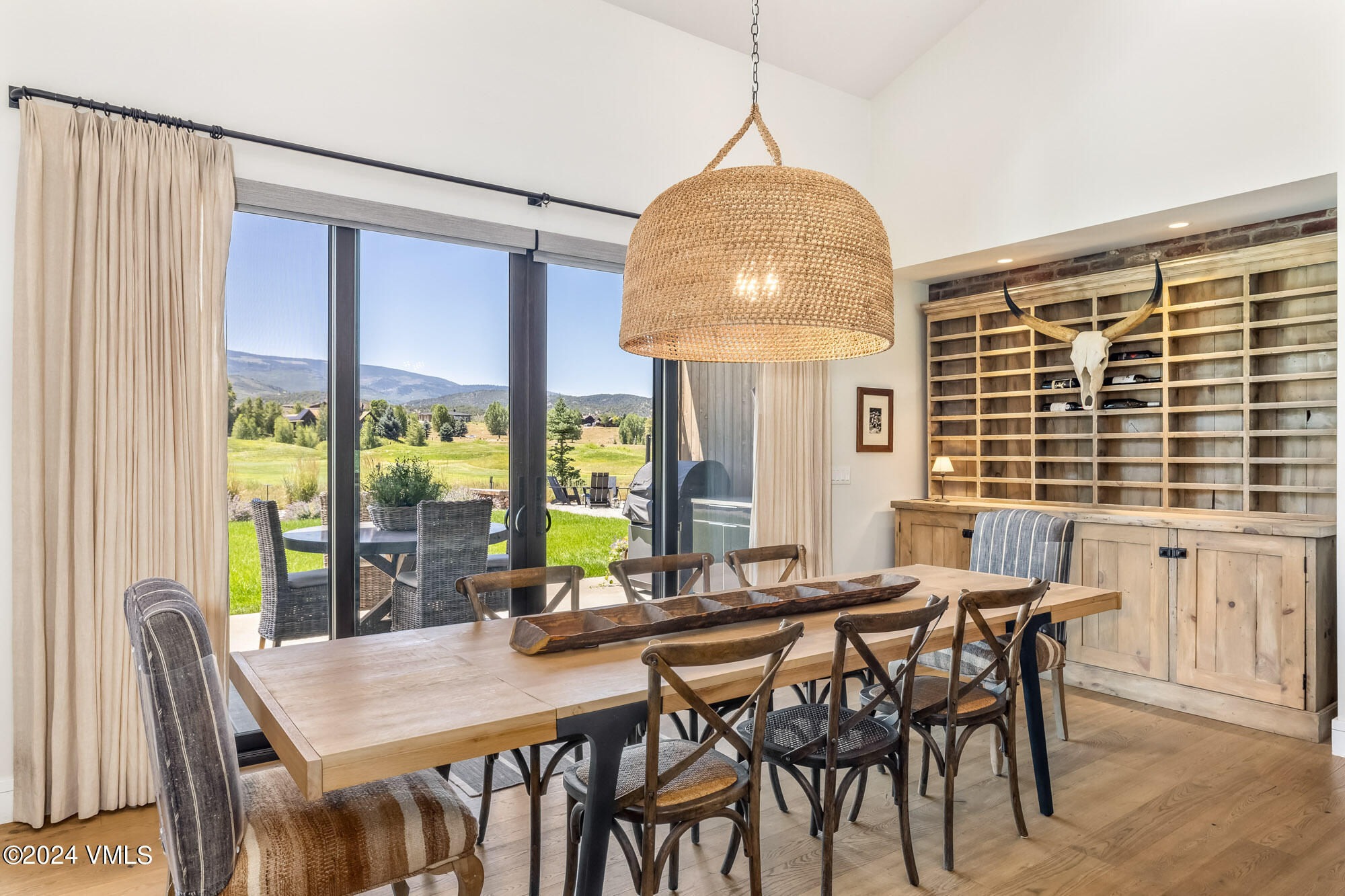 2132 Eagle Ranch Road Eagle, CO 81631 - Photo 4 of 33 052A1762