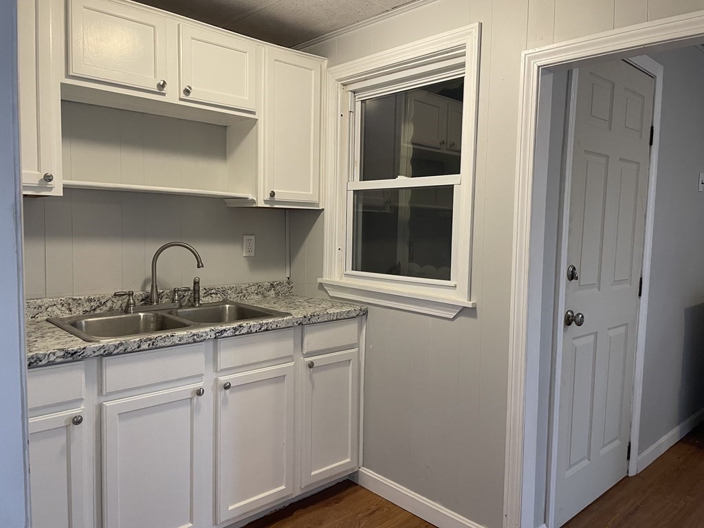 143 Choate Street Fall River, MA 02723 - Photo 5 of 17