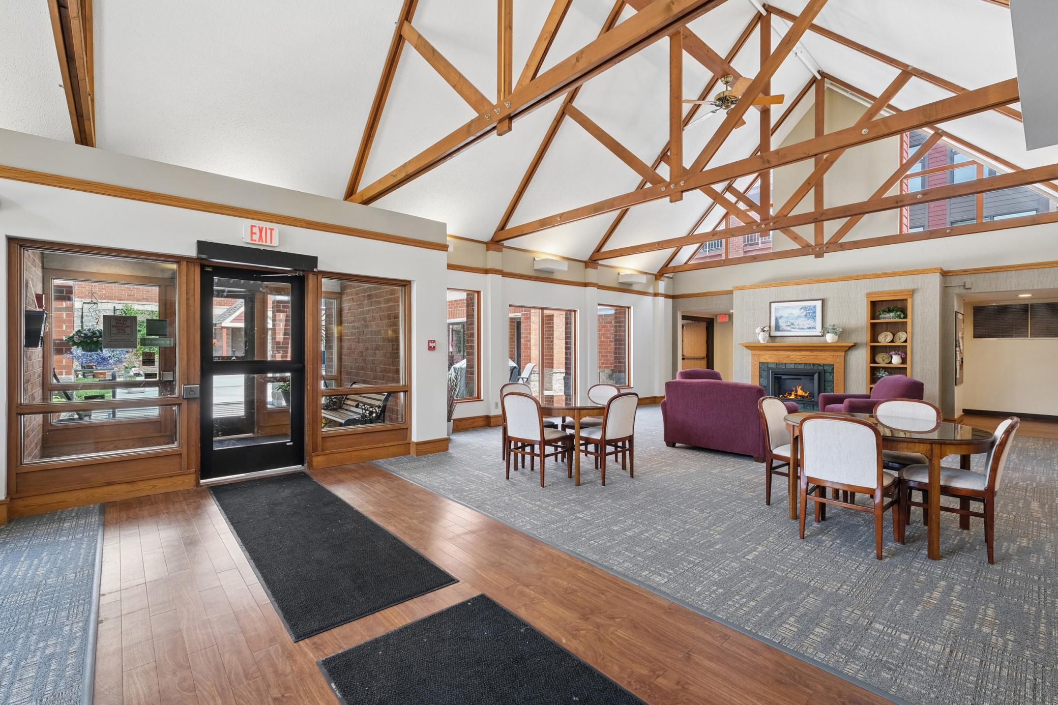 500 County B Road West, Unit 111 Roseville, MN 55113 - Photo 2 of 25