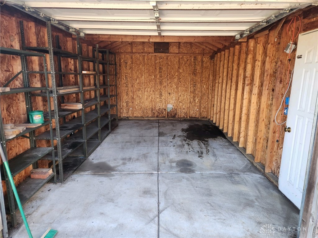 6240 Garber Road Clayton, OH 45415 - Photo 54 of 57 Tandem Garage