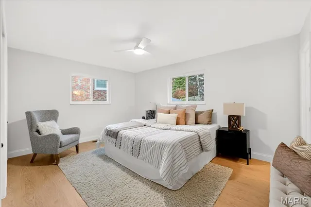 $519,000 | 2 Thorncliff Lane, Kirkwood, MO 63122