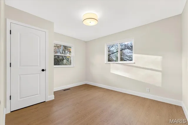 $519,000 | 2 Thorncliff Lane, Kirkwood, MO 63122