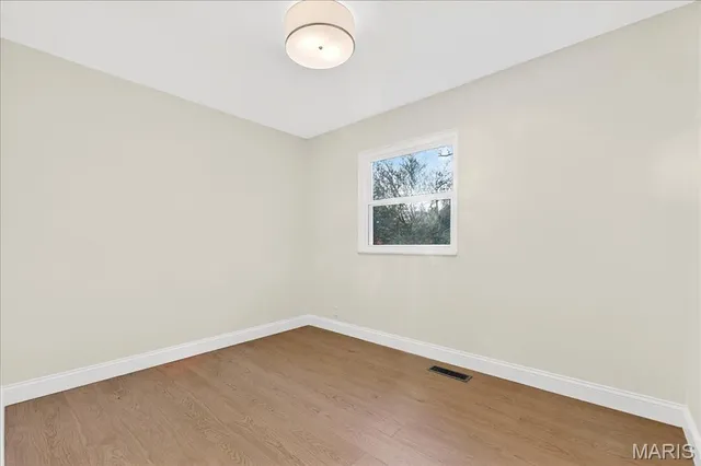 $519,000 | 2 Thorncliff Lane, Kirkwood, MO 63122