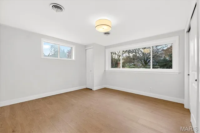 $519,000 | 2 Thorncliff Lane, Kirkwood, MO 63122