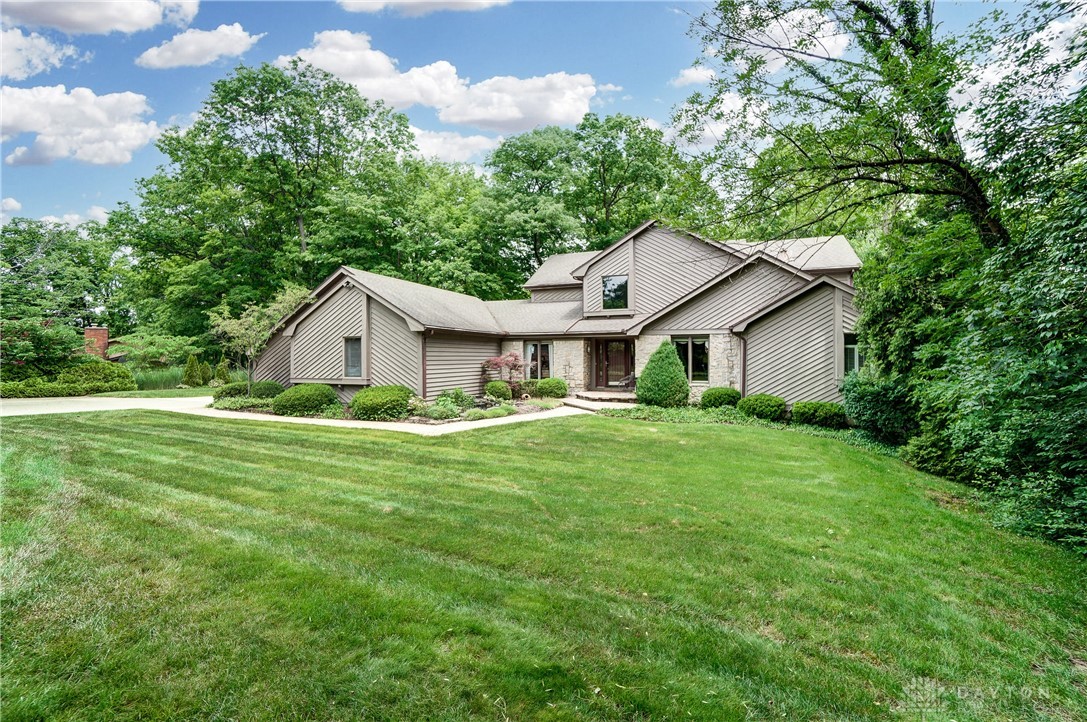 6527 Reigate Road Dayton, OH 45459 - Photo 5 of 71 Gallery Image 5