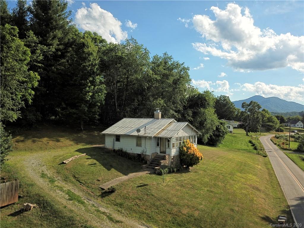 a view of a house with pool