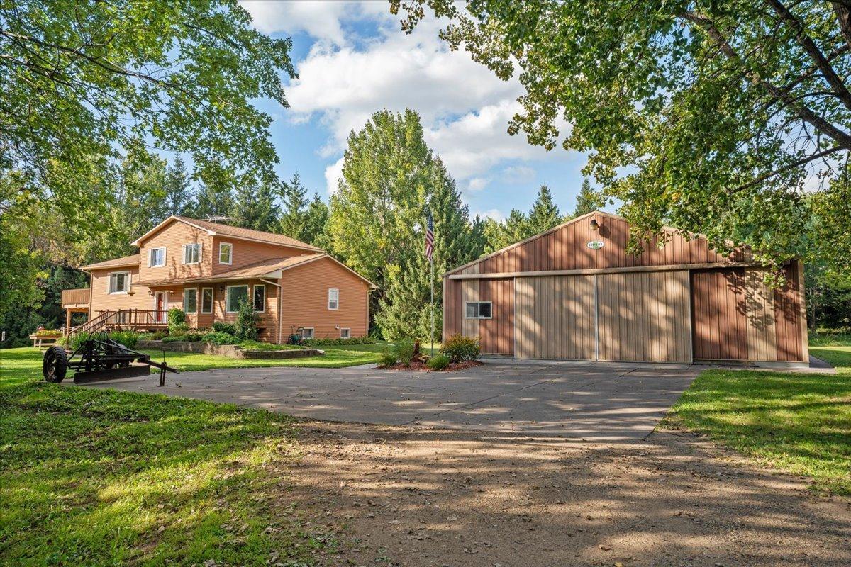 880 110th Street Roberts, WI 54023 - Photo 4 of 49