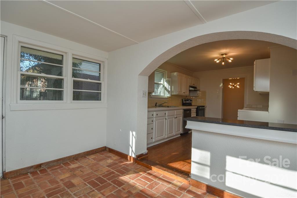 652 Manhasset Road Charlotte, NC 28209 - Photo 12 of 26