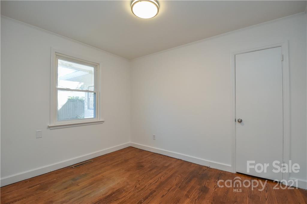 652 Manhasset Road Charlotte, NC 28209 - Photo 15 of 26