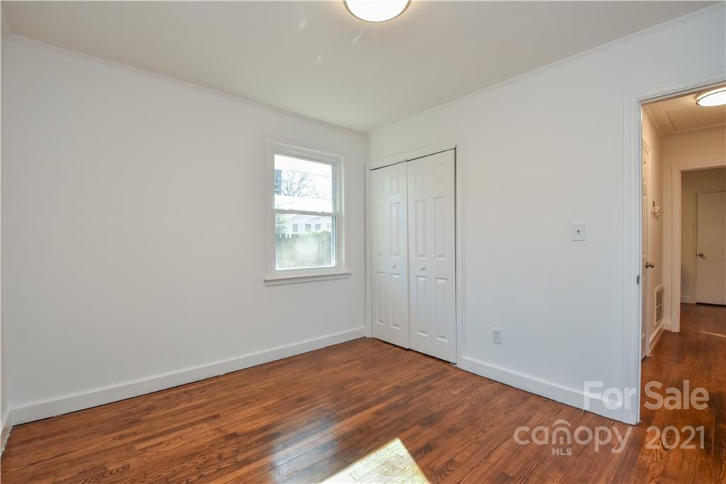 652 Manhasset Road Charlotte, NC 28209 - Photo 19 of 26