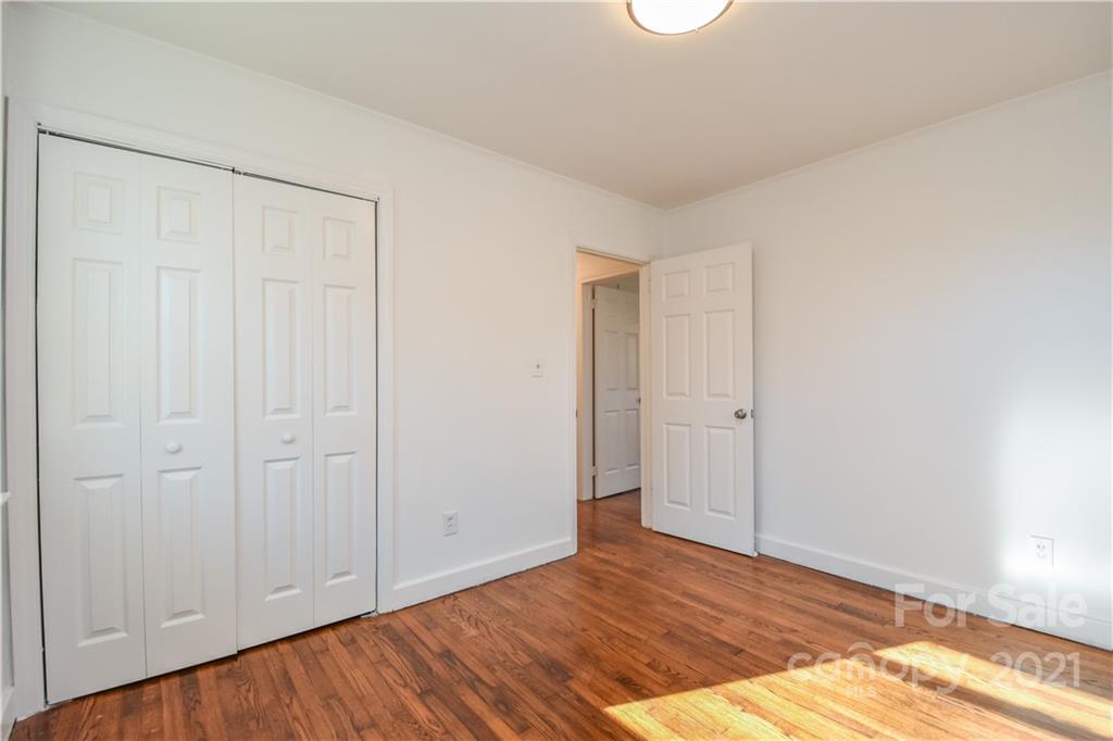 652 Manhasset Road Charlotte, NC 28209 - Photo 20 of 26