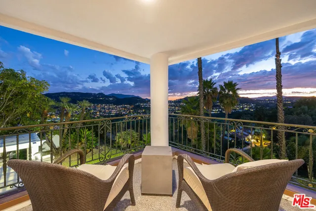 $5,250,000 | 24366 La Masina Court, Calabasas, CA 91302