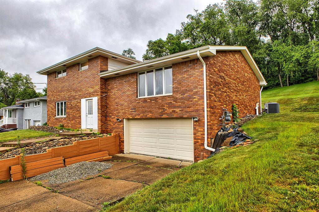 177 South Thompson Irwin, PA 15642 - Photo 35 of 36