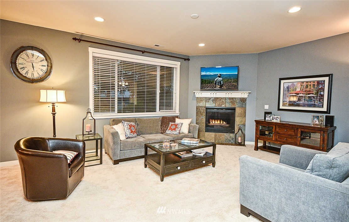 21820 41st Avenue Southeast Bothell, WA 98021 - Photo 8 of 25